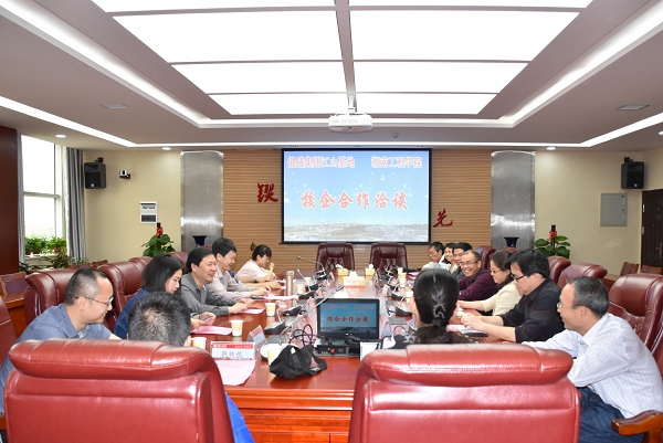 1493950949478011191.jpg DSC_0713-3.jpg